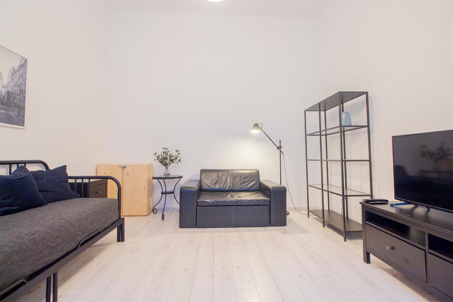 Kalvin 2Bdr Apartment With Ac Будапеща Екстериор снимка