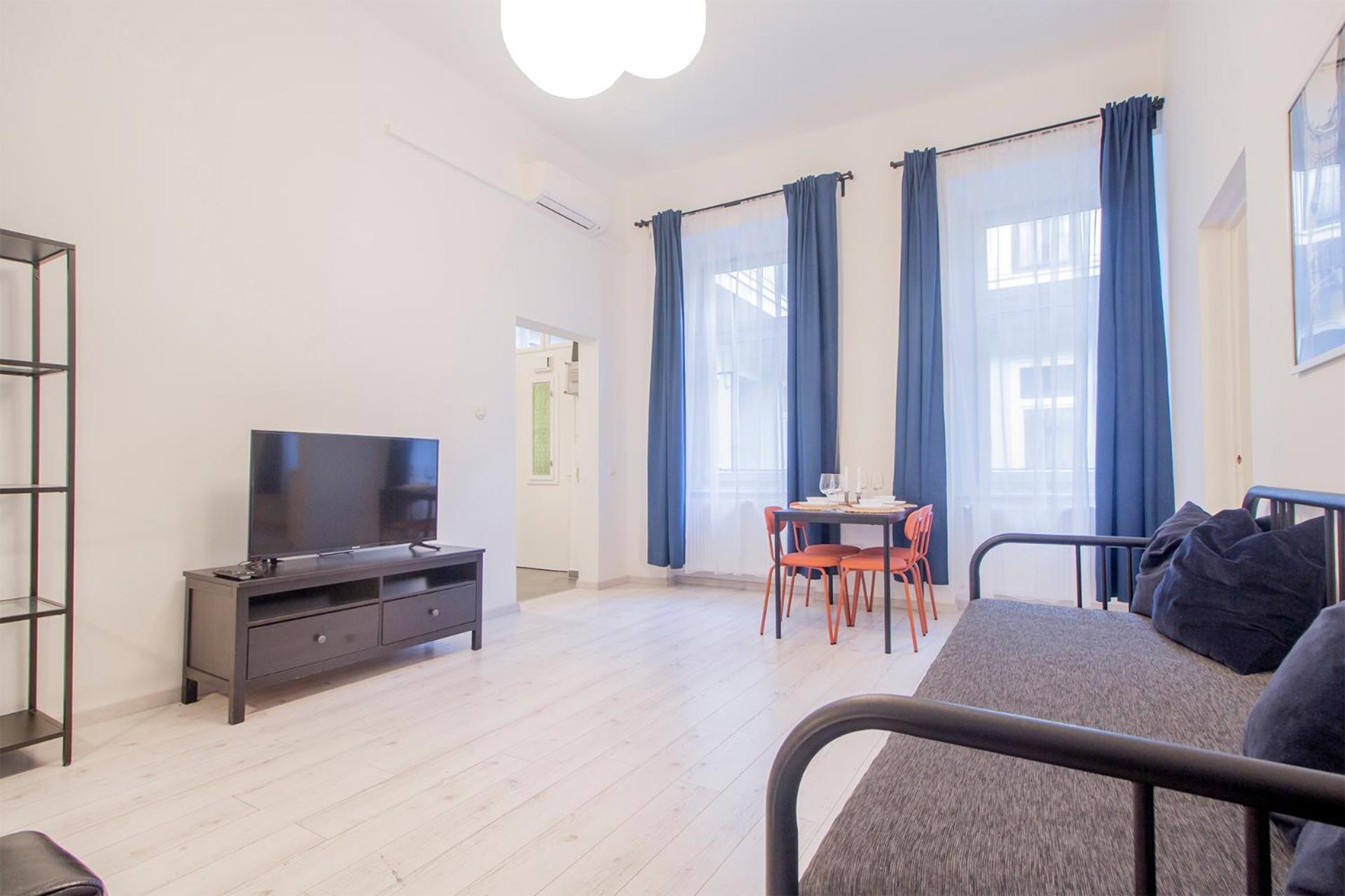 Kalvin 2Bdr Apartment With Ac Будапеща Екстериор снимка