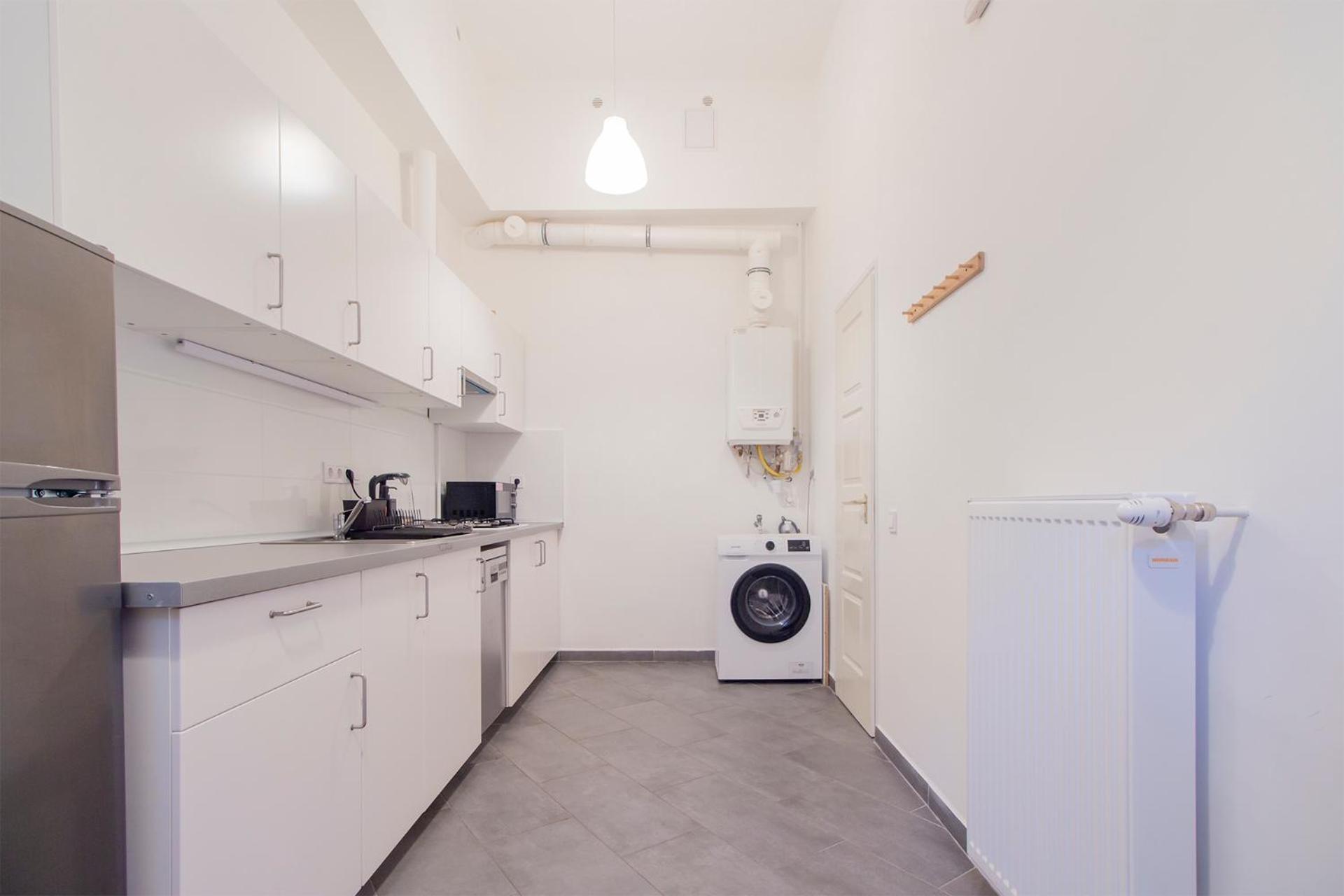 Kalvin 2Bdr Apartment With Ac Будапеща Екстериор снимка