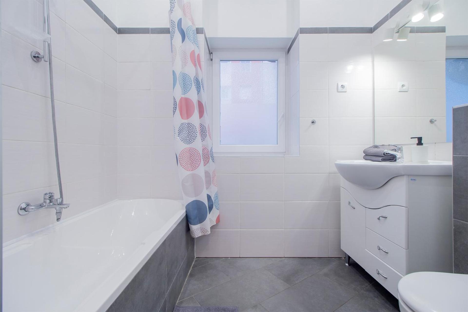 Kalvin 2Bdr Apartment With Ac Будапеща Екстериор снимка