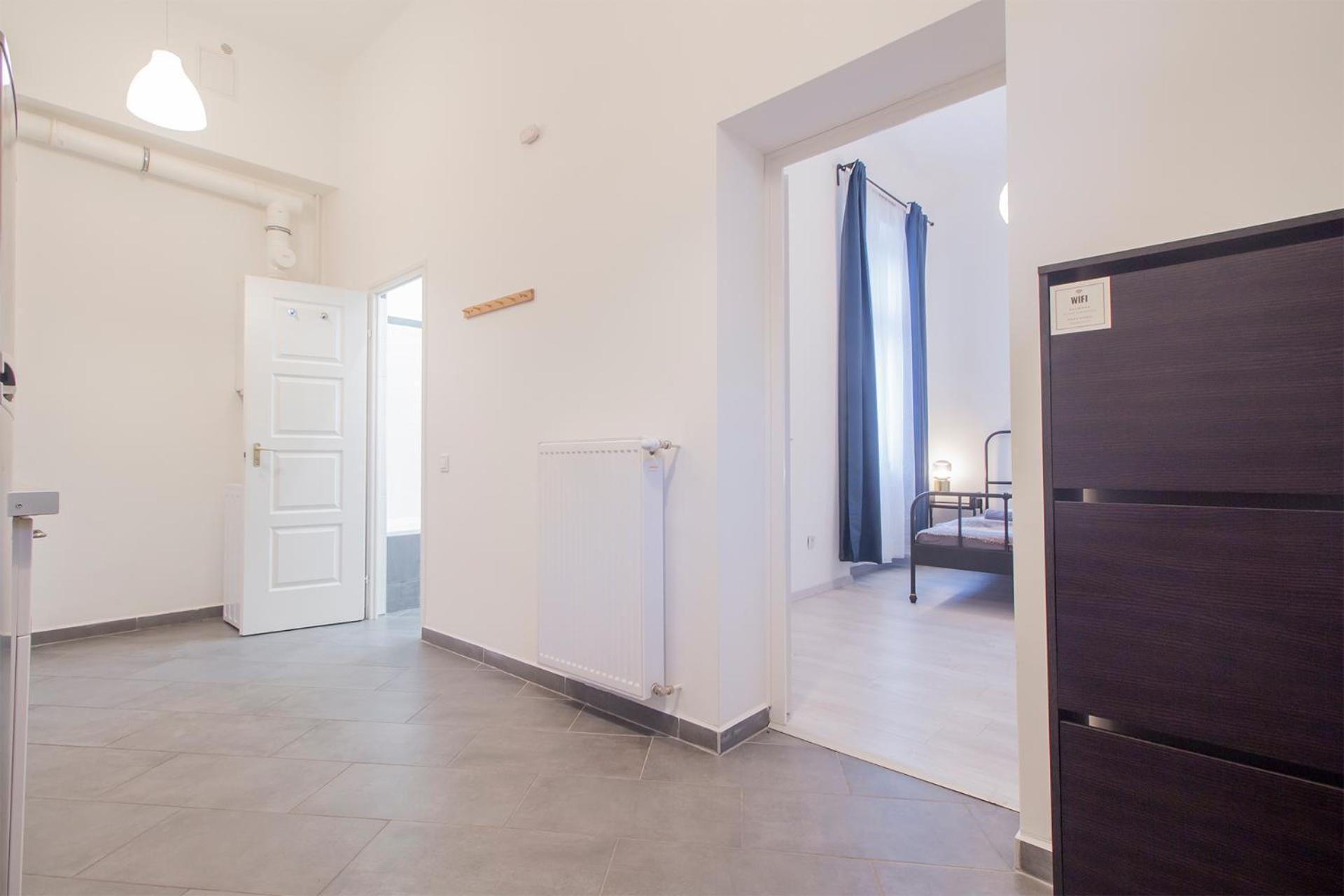 Kalvin 2Bdr Apartment With Ac Будапеща Екстериор снимка